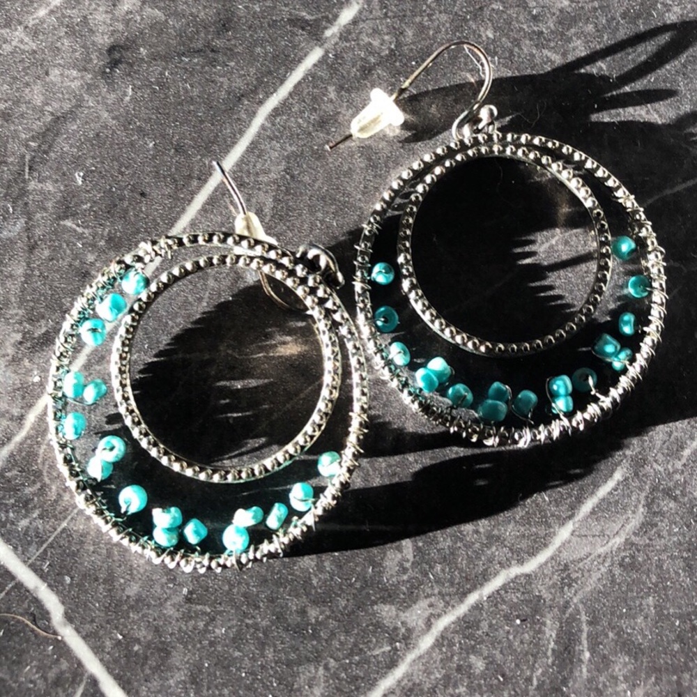 Faux turquoiseI. Silver setting.